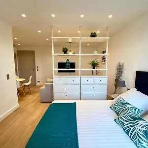 Magnifique à Deux Pas Du Port De Appartement